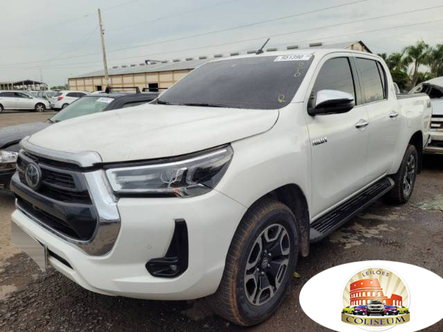 TOYOTA HILUX 2.8 22/22